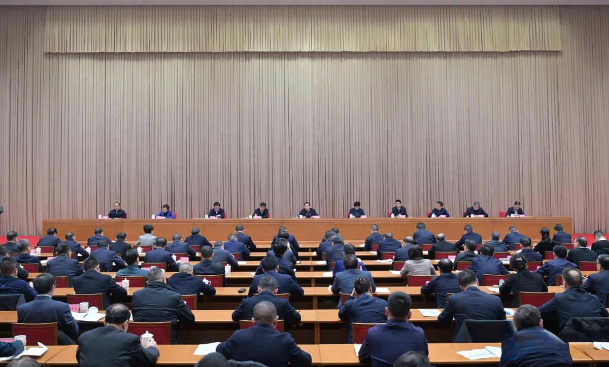 王曉暉在省委農村工作會議上強調：加快推進農業強省建設和鄉村全面振興，以農業大省的責任擔當為全國大局多作貢獻